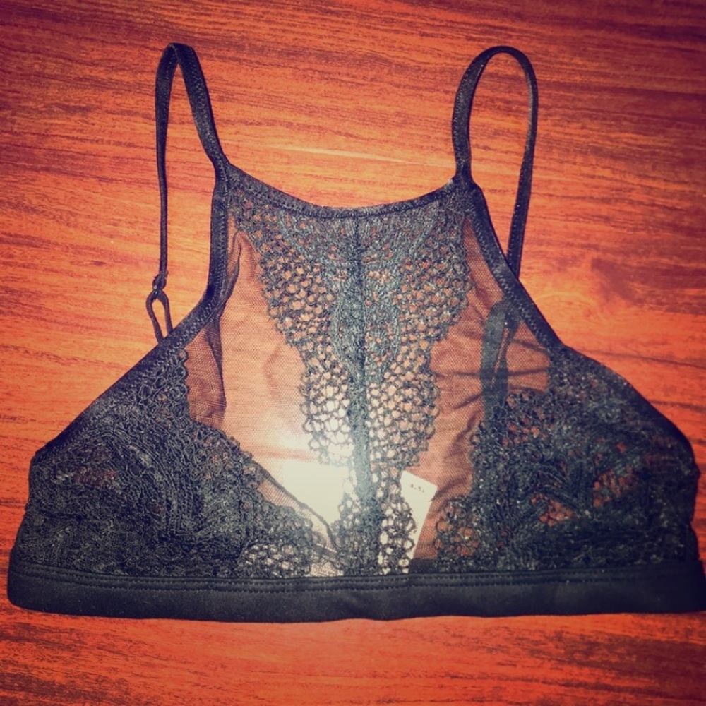 New Victoria Secret black sexy lace bralette